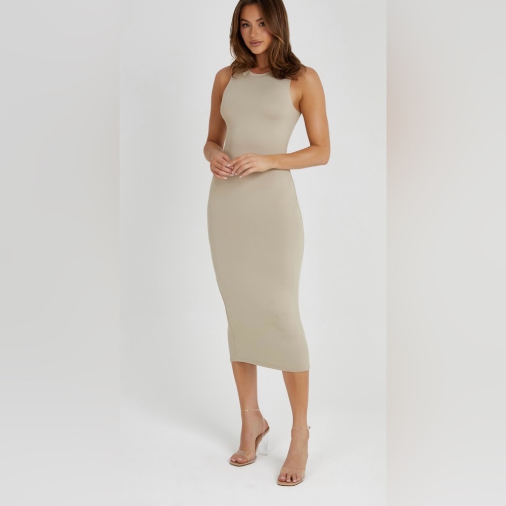 NWT‼️ MESHKI JILL SLEEVELESS TANK MIDI DRESS